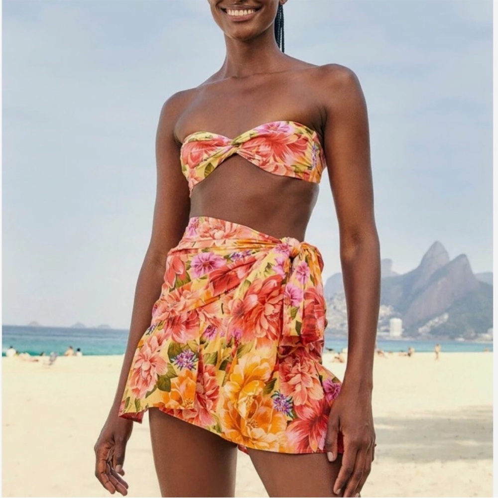 Farm Rio Anthropologie Lia Cover Up Mini Skirt Floral Print Wrap Cotton small